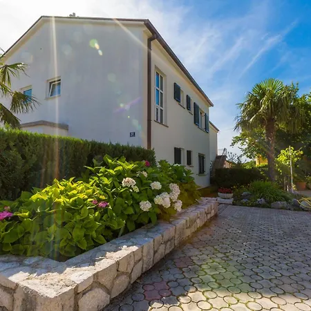 Daire Nella. Crikvenica