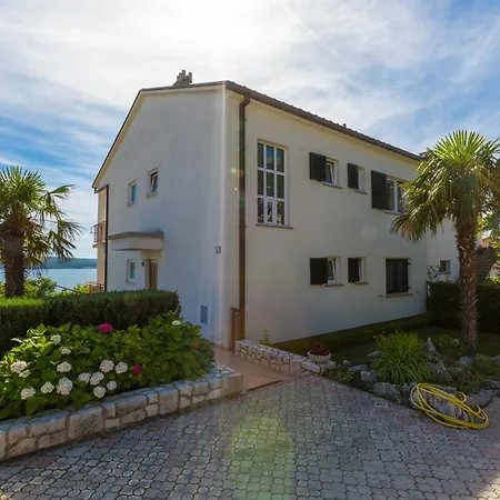 Nella. Crikvenica