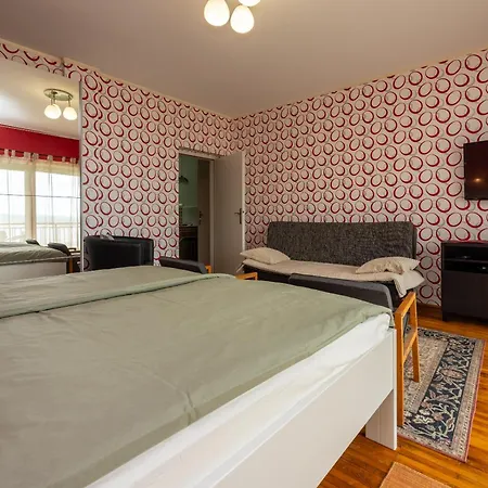 Nella. Lägenhet Crikvenica